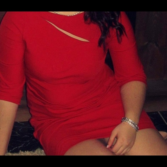 Red Dress - Picture 2 of 3